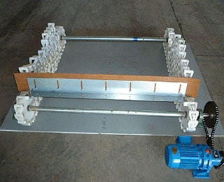 鏈條（tiáo）式刮渣機